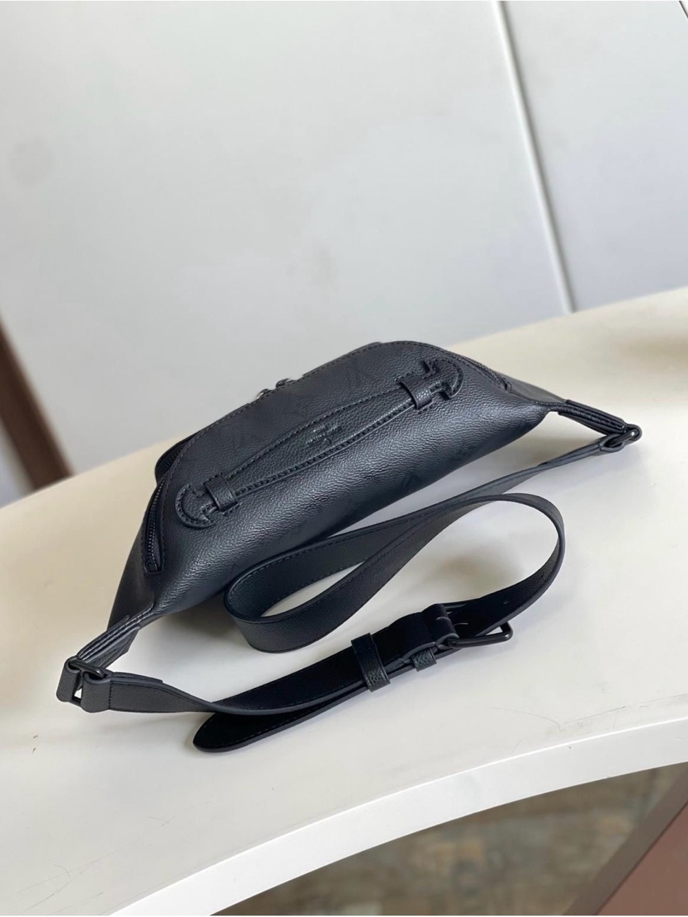 Louis Vuitton Midnight Monogram Rush Bumbag Black LV - Picture 4 of 10